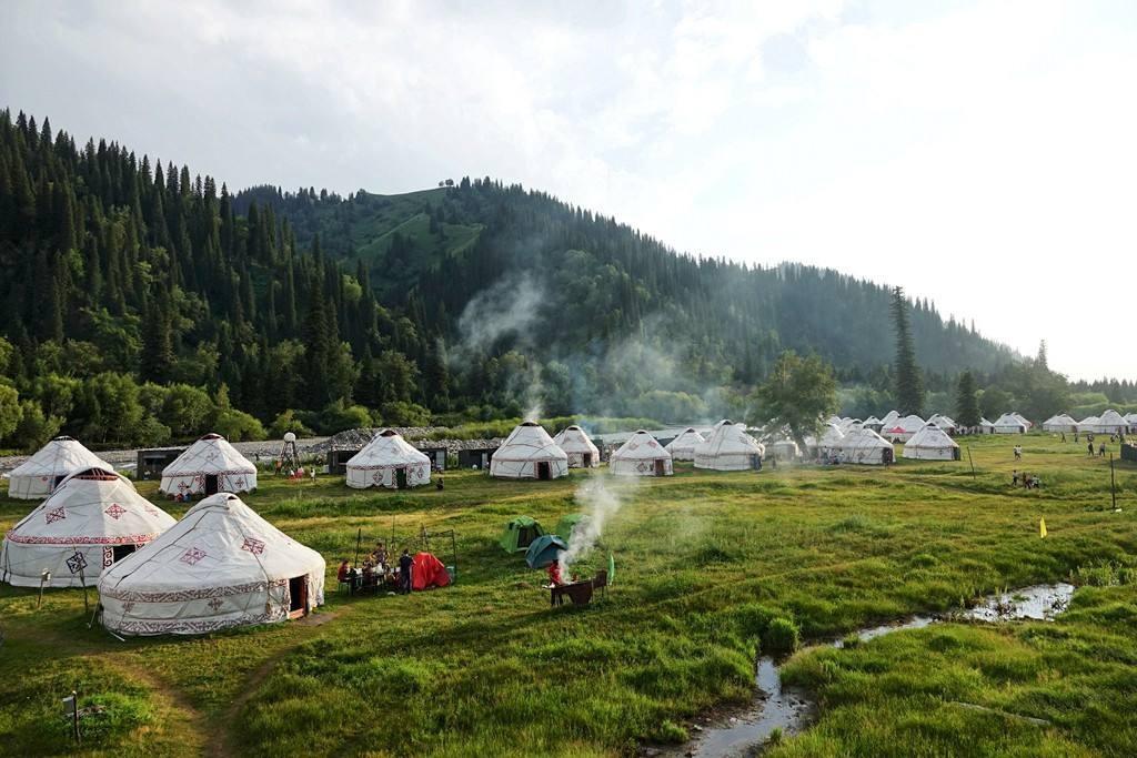 打通天山意义何在 缩短南北疆距离